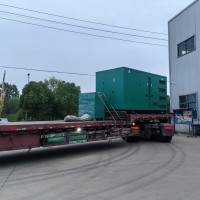 苏州发货！1000kw玉柴静音柴油发电机组即将投入使用